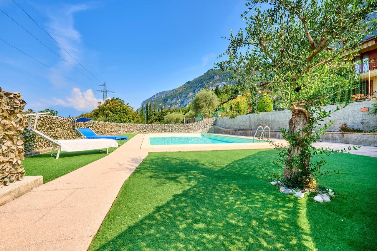Il Sole House Villa Lierna Exterior photo